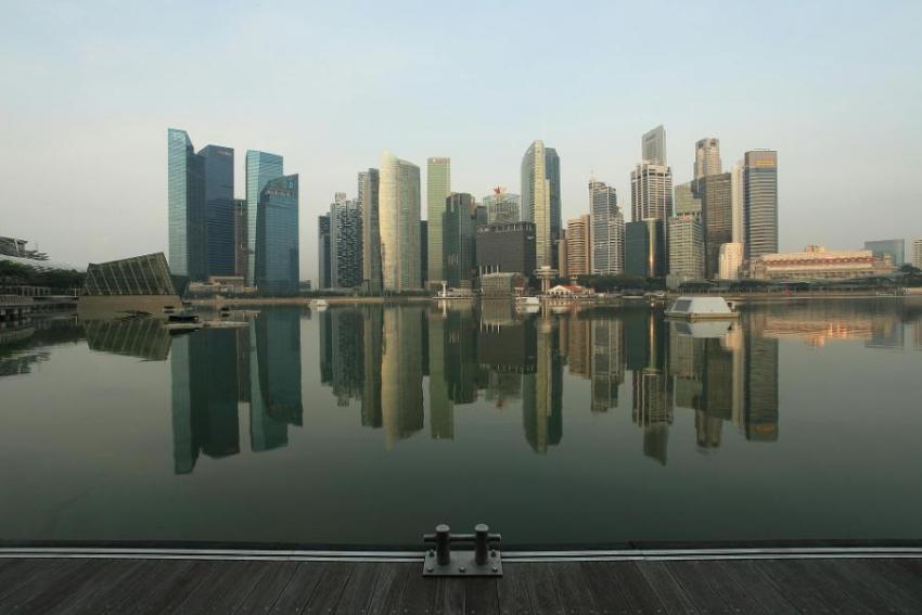 Budget vs Luxury: Best Singapore Honeymoon Stays Compared