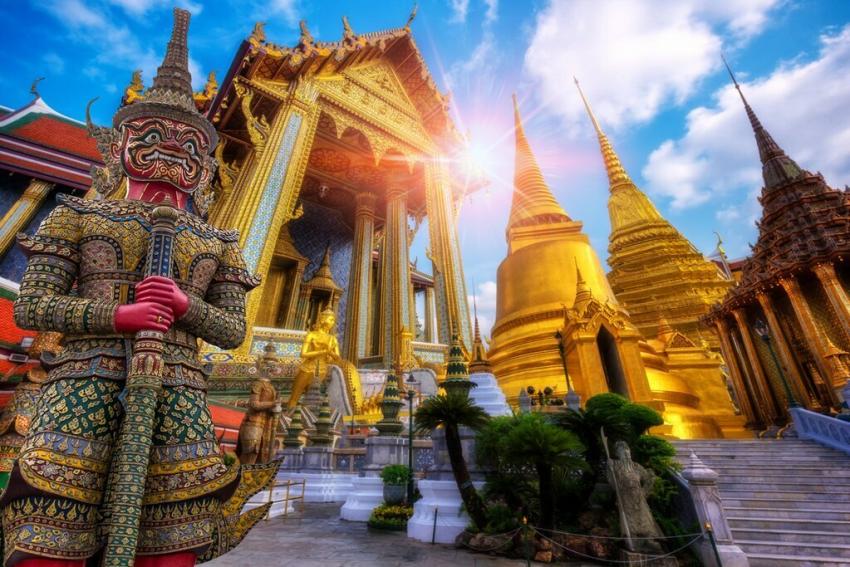 Plan Affordable Luxury Travel with Thailand Travel Packages