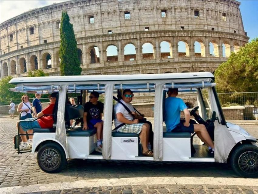 What Makes Golf Cart Tours Better Than Traditional Tours in Rome?