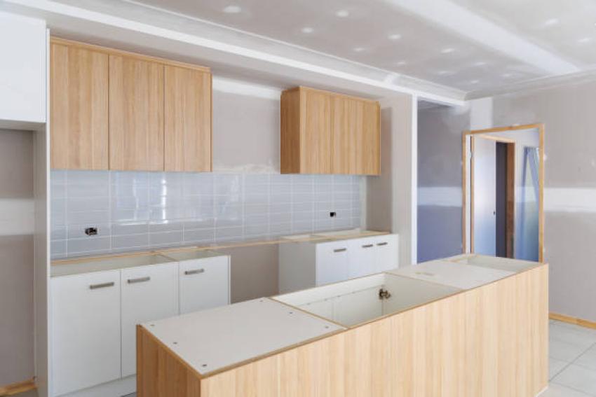 What Are The Most Common Signs Your Kitchen Cabinets Need Repair?