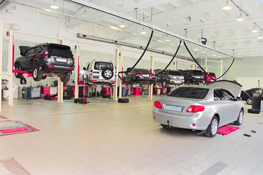 7 Key Factors to Consider Before Choosing Auto Body Repair Shop