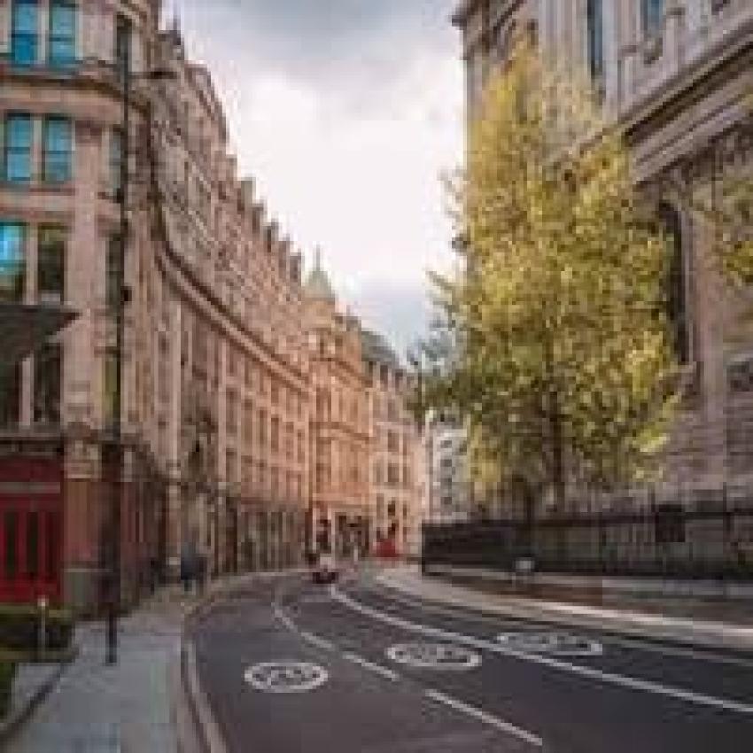 How to Live in London Earning Only £3,000 Per Month