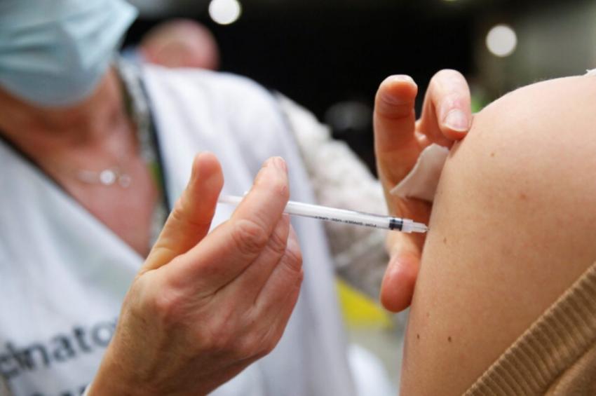 How Adults Can Stay Protected with Routine UK Vaccines