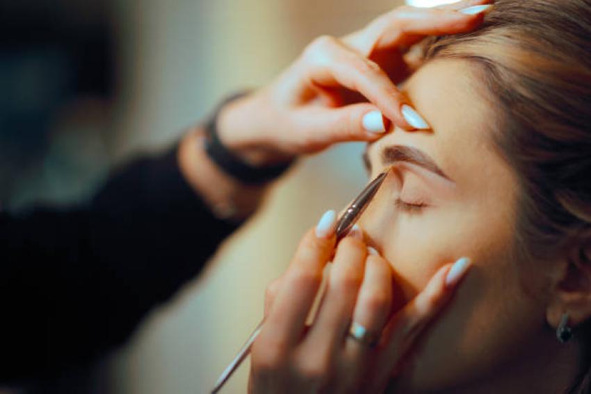 Can a Makeup Artist create latte makeup on every skin tone?