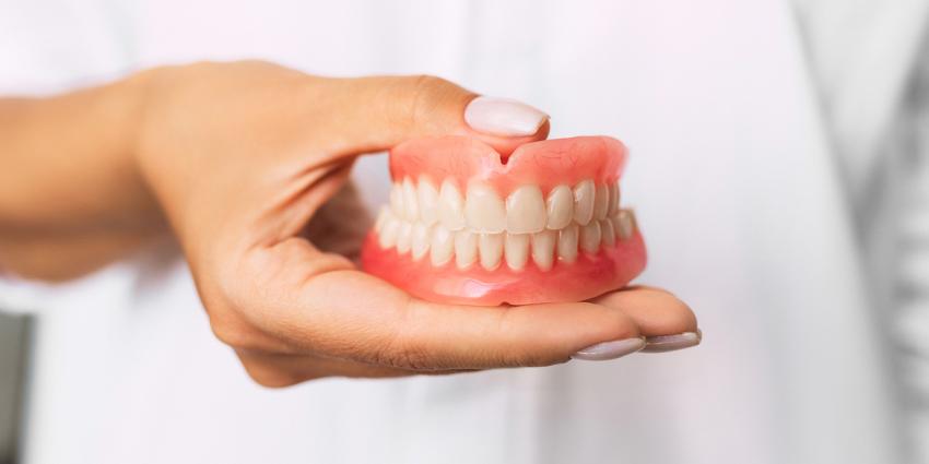 Best Dentist For Dentures In Lahore for Reliable Smile Restoration