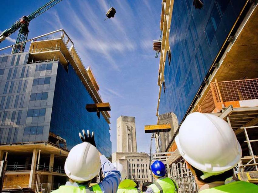 Commercial building contractors Dubai for Large-Scale Development Projects