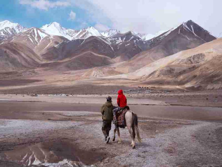 Ladakh Family Tour Packages: A Practical Guide for an Indian Family Trip