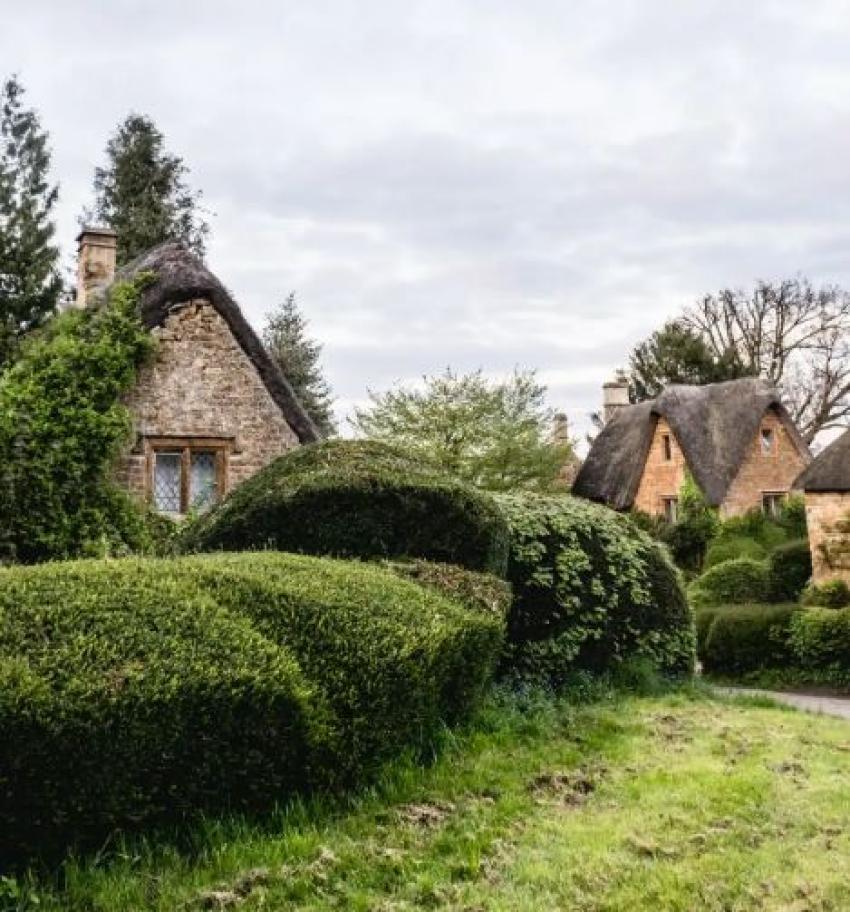 From Honey-Stone Streets to Hidden Lanes: Private Guided Tours Cotswolds