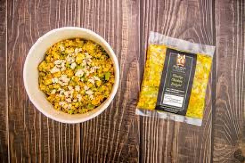 Raw Food Diet for Dogs in Singapore: Safe or Risky?