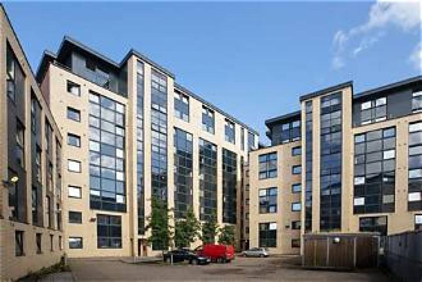 What Are the Best Websites to Search for Student Accommodation in Glasgow, UK