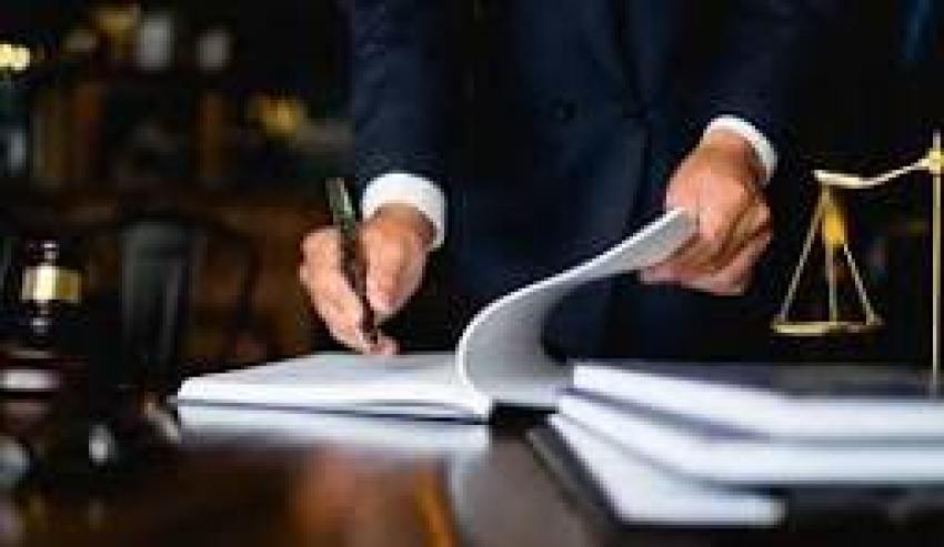 Preparing supporting details for a formal vehicle complaint