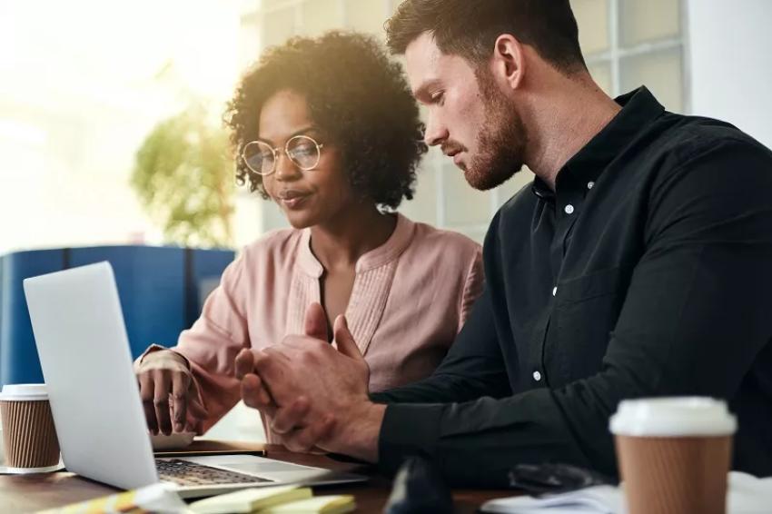 Life Coaching: 9 Ways It Can Help You Create Clarity and Move Forward