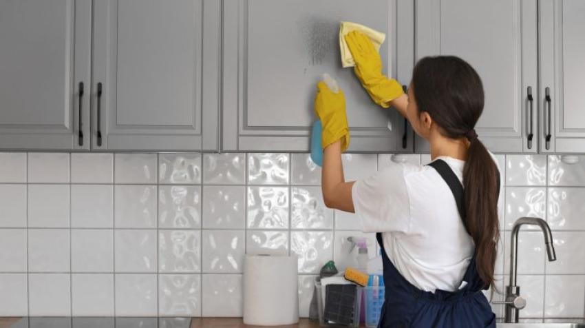 Commercial Kitchen Cleaning Checklist for Busy Restaurants